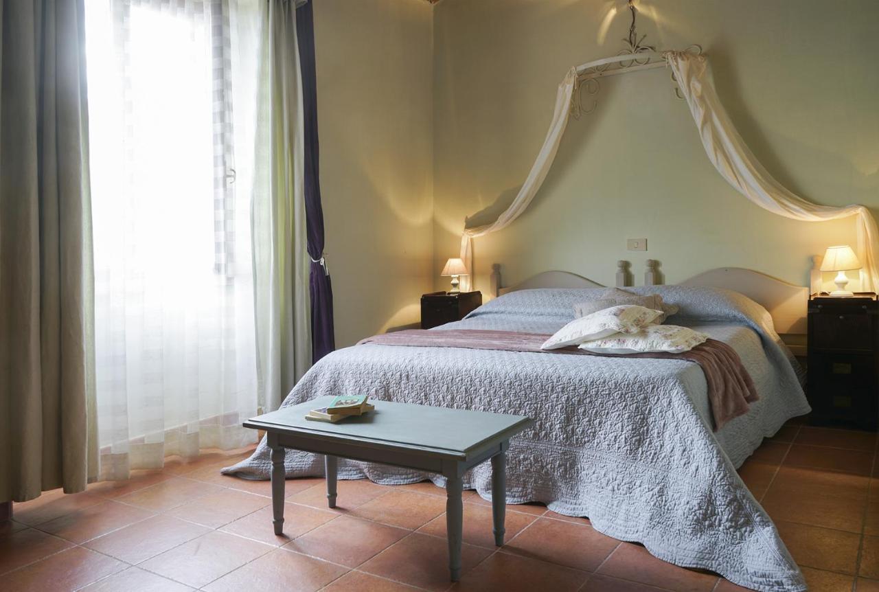 Locanda Degli Alberi Sassetta Kültér fotó