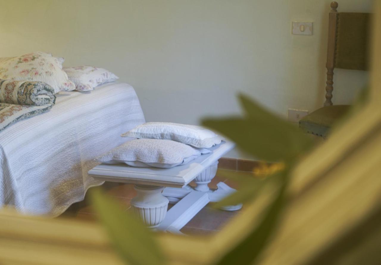 Locanda Degli Alberi Sassetta Kültér fotó