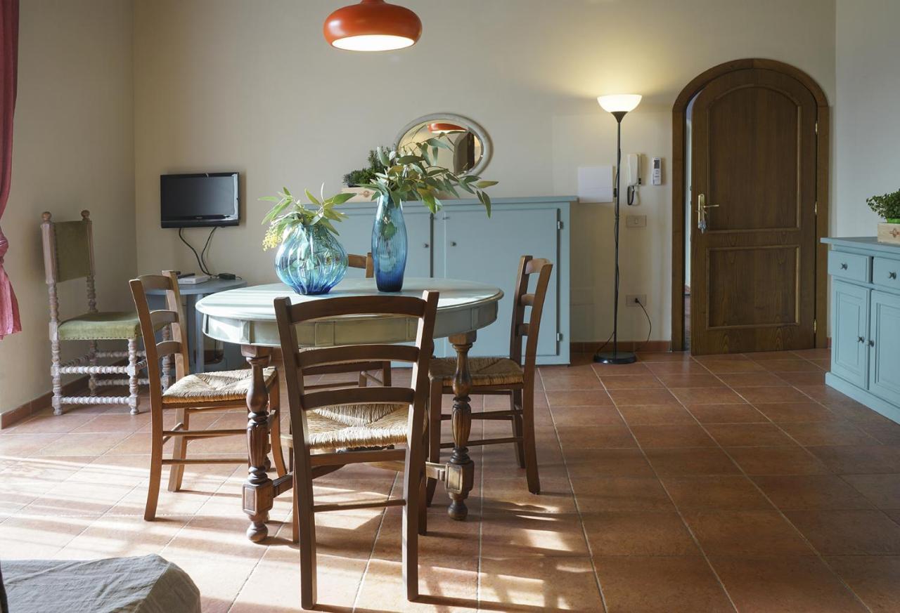 Locanda Degli Alberi Sassetta Kültér fotó