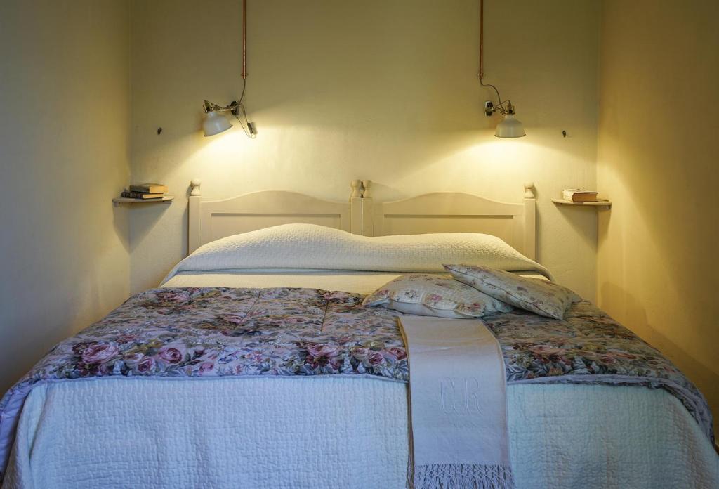 Locanda Degli Alberi Sassetta Kültér fotó