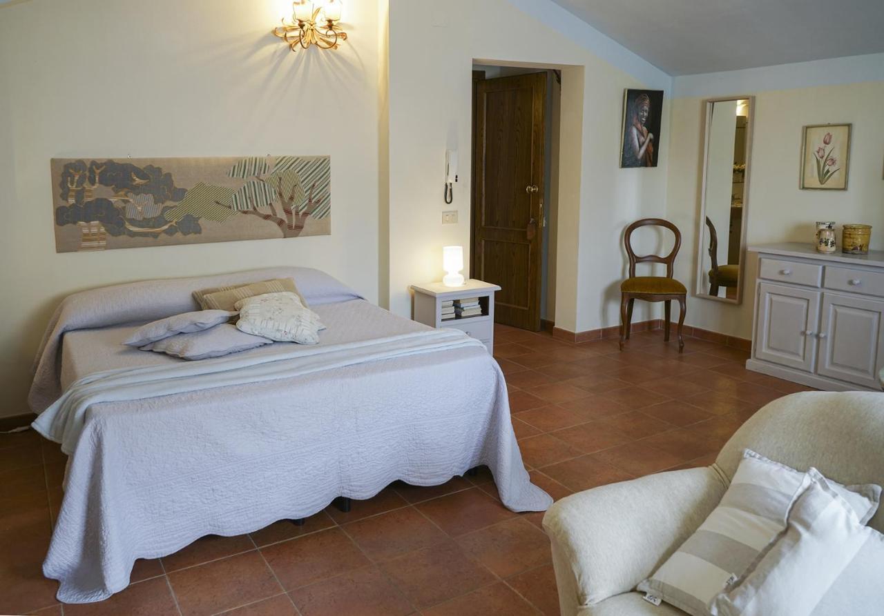 Locanda Degli Alberi Sassetta Kültér fotó