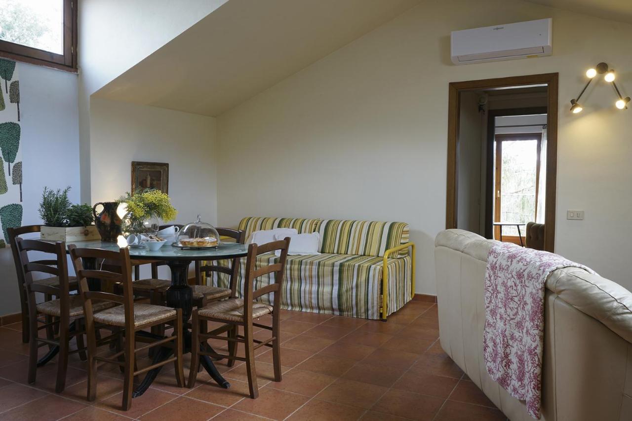 Locanda Degli Alberi Sassetta Kültér fotó