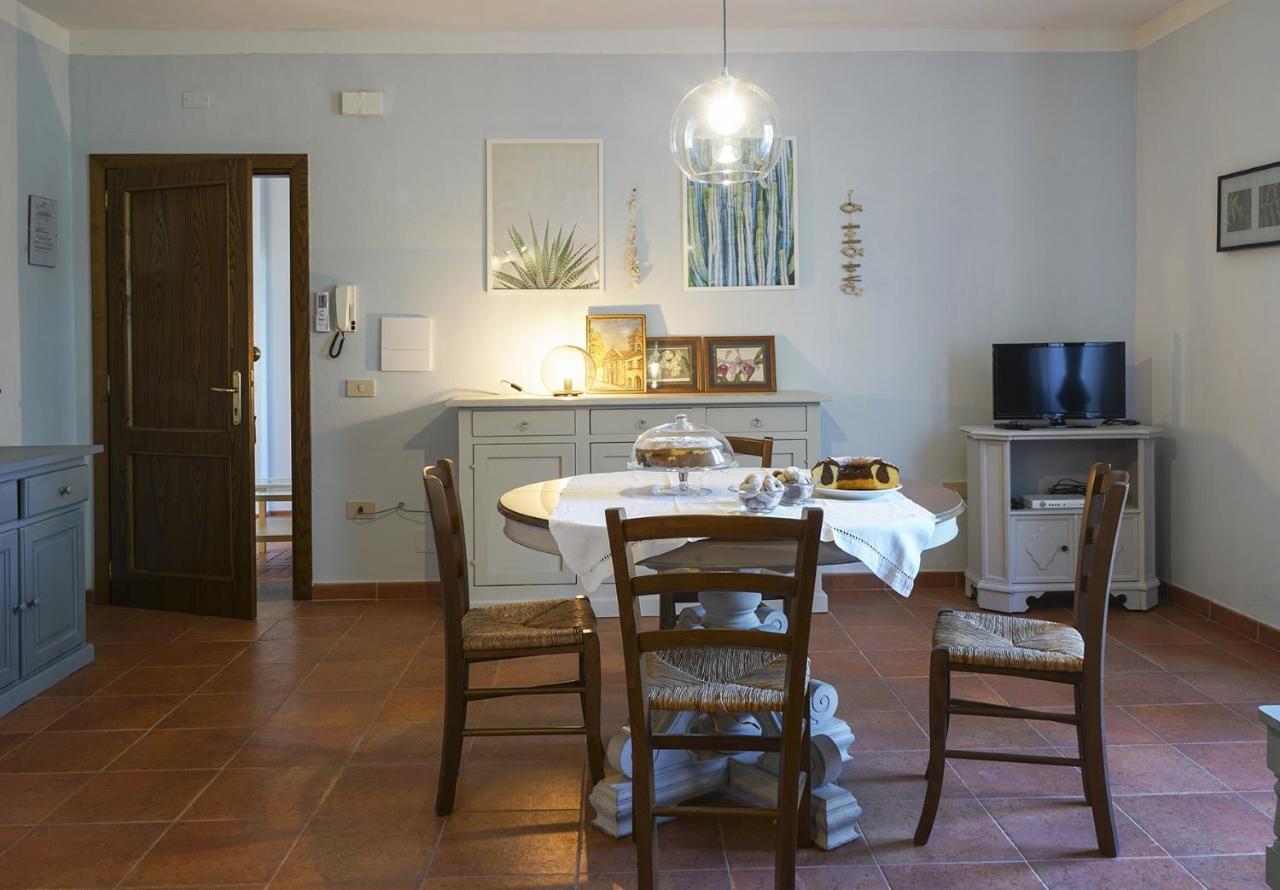 Locanda Degli Alberi Sassetta Kültér fotó